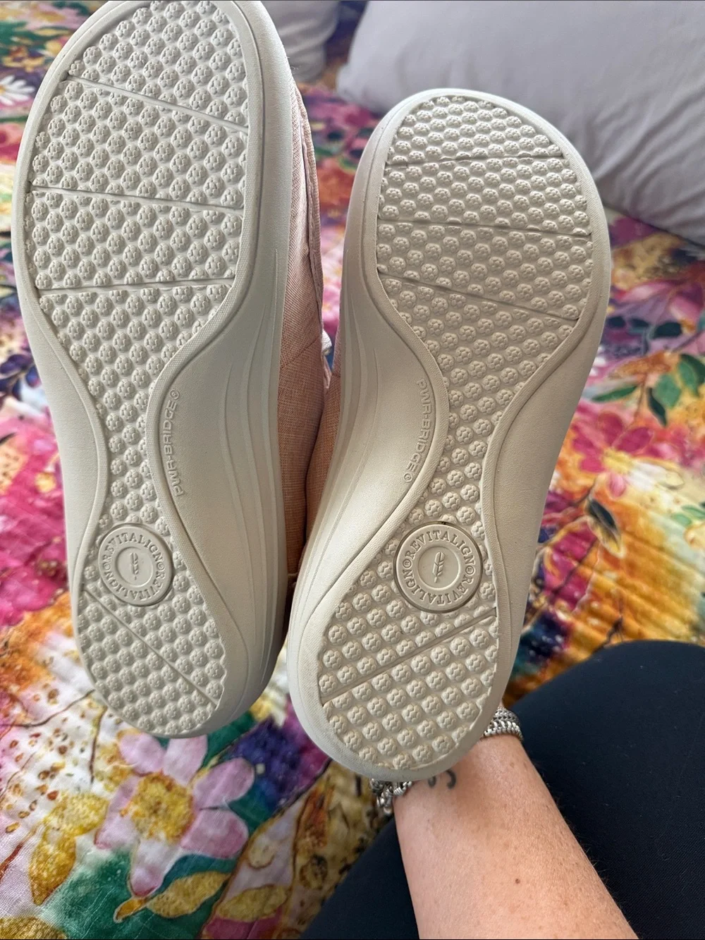 Revitalign Casual Canvas Slip-On Sneakers in sparkly Light Peach